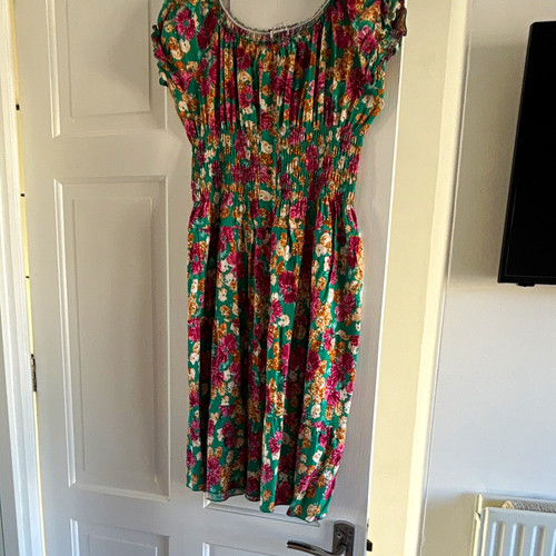 Comeng green floral smocked - floral,