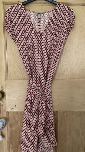 Tan geometric pattern retro - tan,